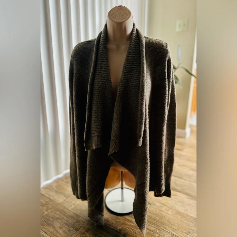 Abercrombie & Fitch Boho Waterfall Style Wool Cardigan Sweater Size XS/S - Picture 5 of 5